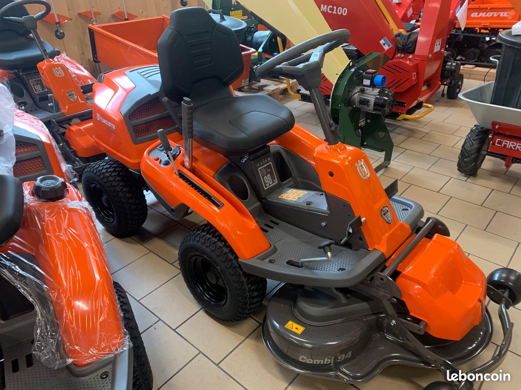 🚜🚨 Promo rider R214TC gamme 2026 en stock 4290 euros ttc Boyer Motoculture 👍 (image 3)