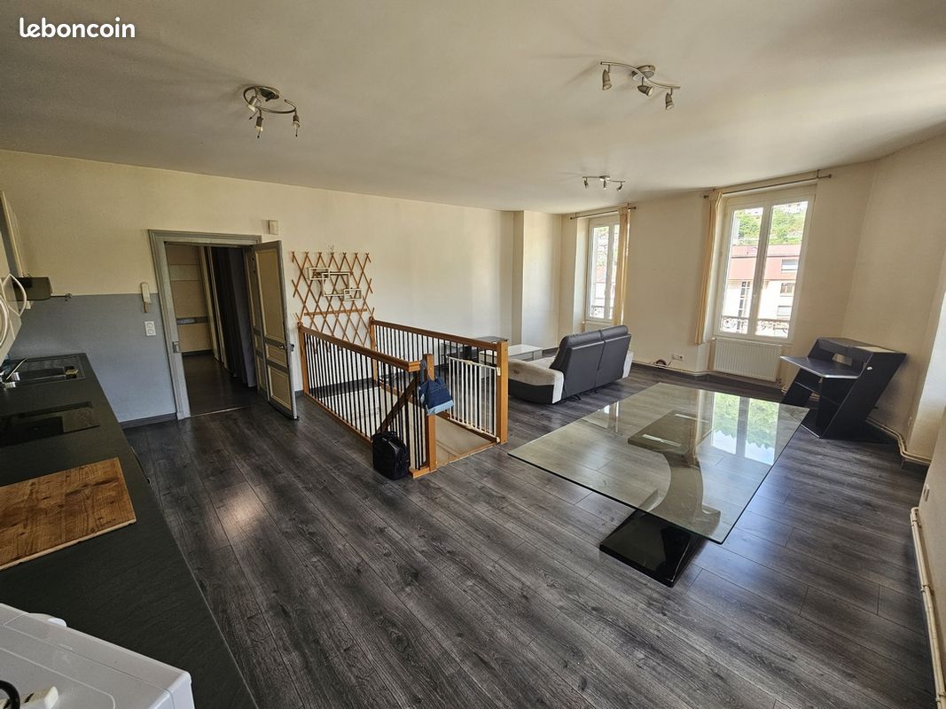 Appartement 6 pièces 129 m² · à Saint-Claude · 129 m² · 120 000 €