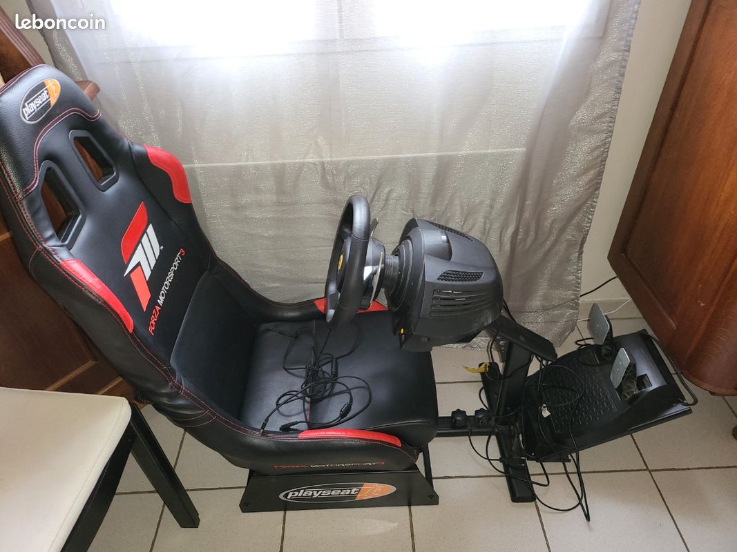 PlaySeat Volant Thrustmaster + Siège (image 3)