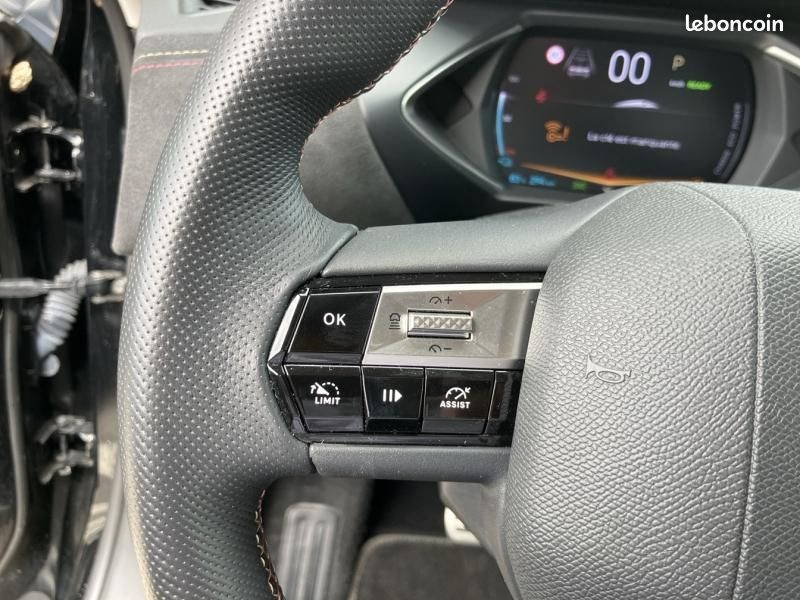 Ds DS 3 E-Tense 156ch Performance Line + / VISION 360 / PACK DRIVE ASSIST / Chargeur embarqué 11 kW (image 13)