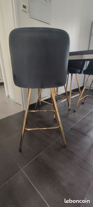 Table haute cuisine + 4 chaises hautes/tabourets modernes hauts (image 3)