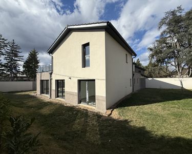 Maison 634 900 € - 170 m²