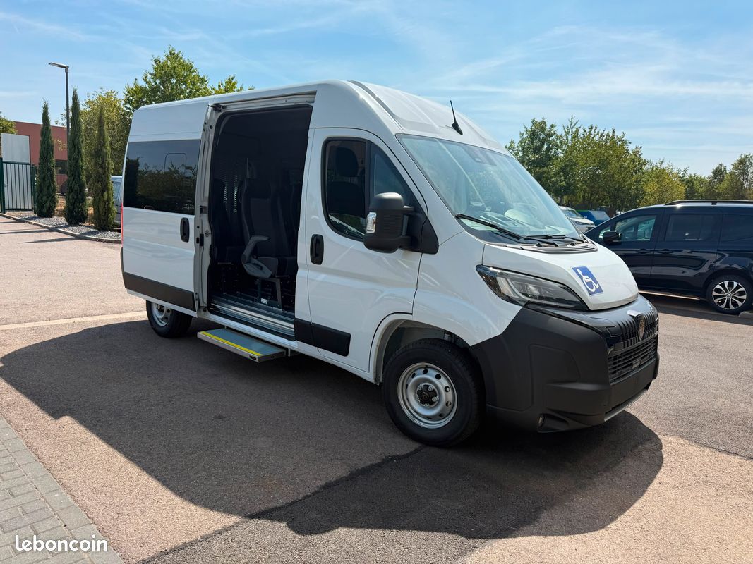 PEUGEOT BOXER L2H2 TPMR – 9 Places / Jusqu'à 4 fauteuils roulants – Disponible immédiatement (image 2)