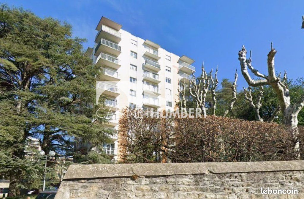 Appartement 2 pièces 46 m² · à Saint-Étienne · 46 m² · 59 000 €