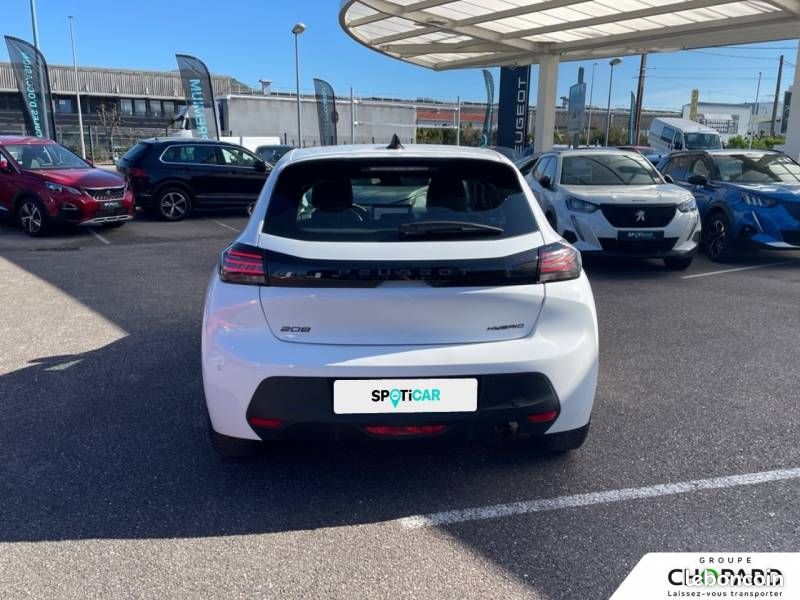 Peugeot 208 Hybrid 100 e-DCS6 Style (image 14)