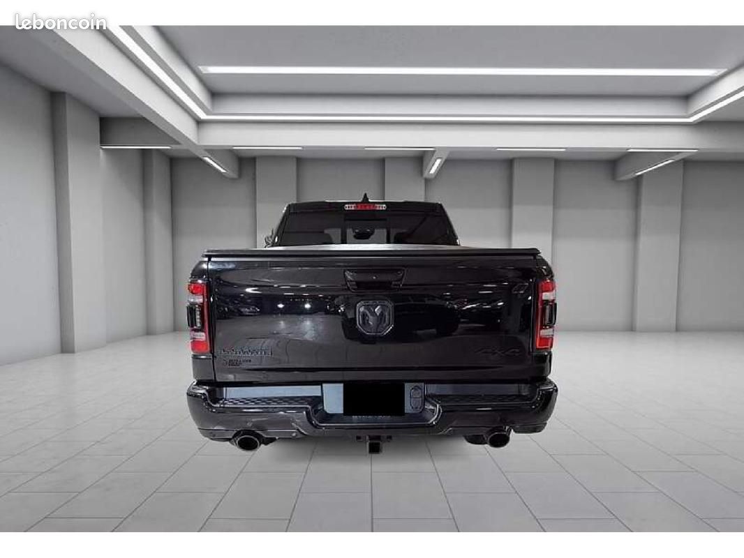 Dodge Ram LARAMIE NIGHT EDITION 77.800 TTC 5.7L V8 2024 (image 4)