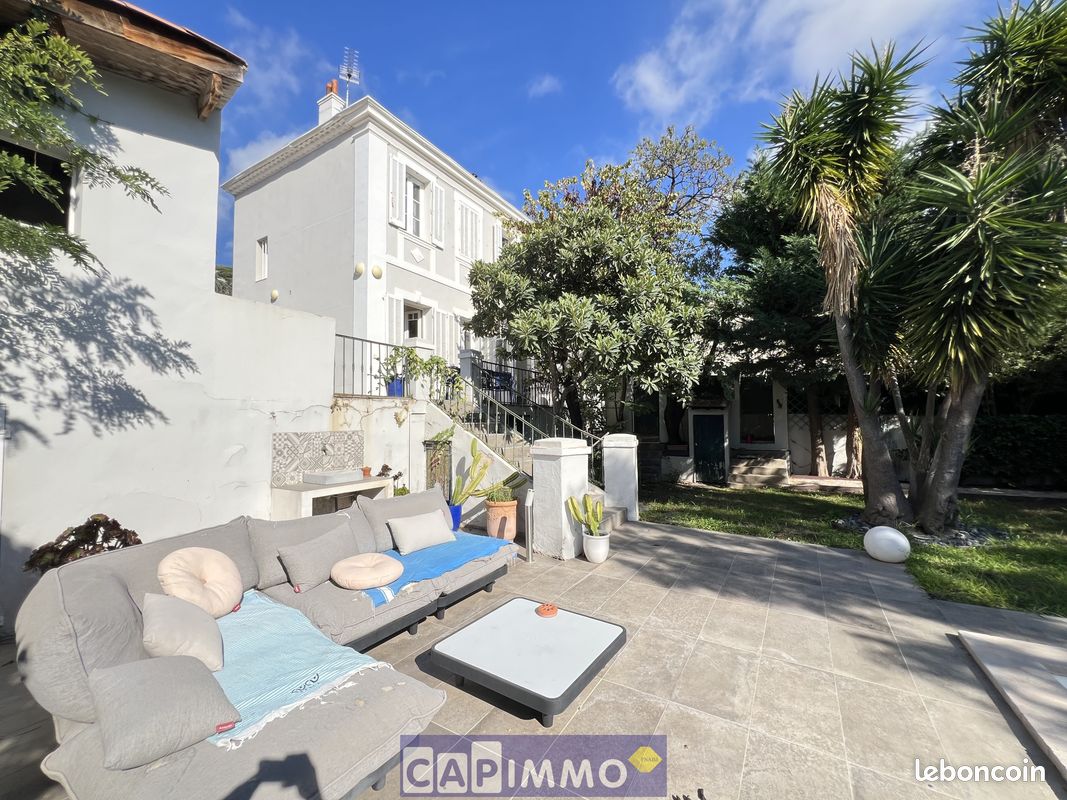 Maison 3 pièces 61 m² · à Toulon · 61 m² · 450 000 €