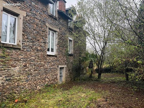 Maison 12 pièces 235 m²