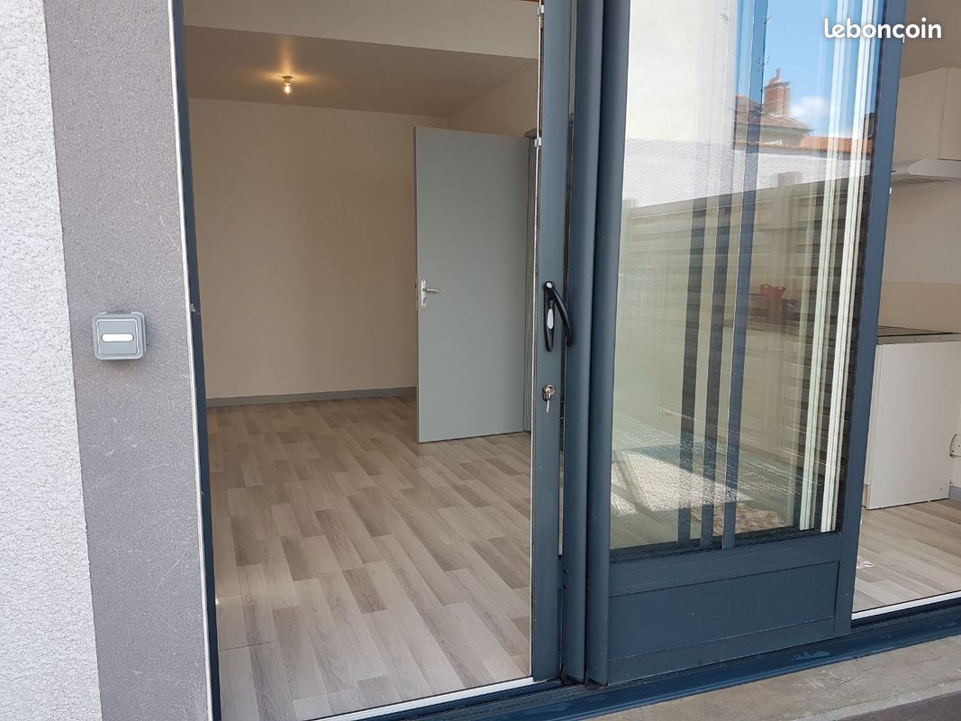 Appartement 1 pièce 35 m² · à Feurs · 35 m² · 470 €/mois