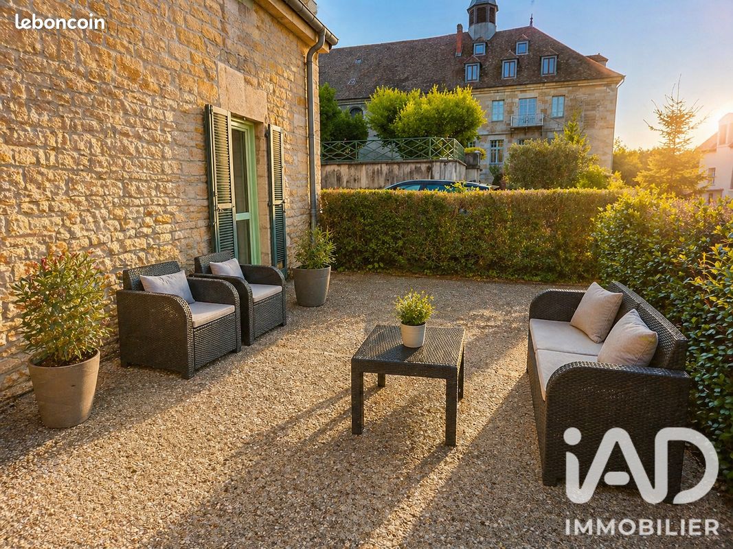 Appartement 3 pièces 73 m² · à École-Valentin · 73 m² · 210 000 €