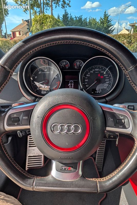 Audi TTS 2.0 TFSI 272 ch Quattro – Intérieur Bi-ton – État d'exception (image 14)