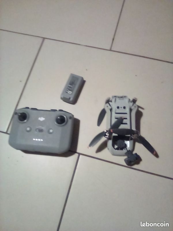 Manette batterie drone (image 2)