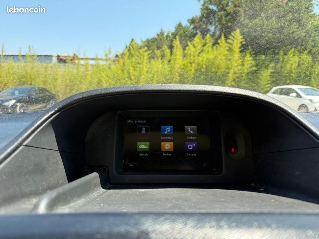 RENAULT KANGOO EXPRESS Compact - Fourgon - L1 1.5 dCi 75 - Extra R-Link - Garantie 12 Mois (image 32)