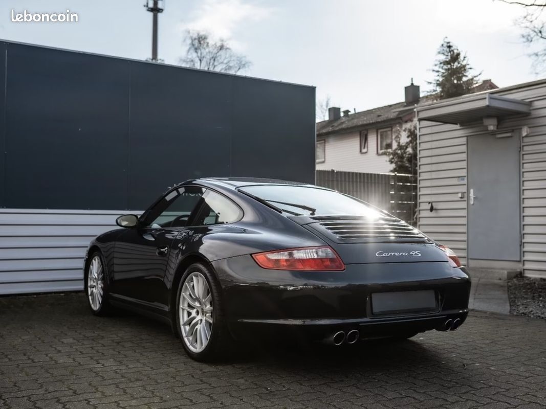 Porsche 911 Carrera 4S 3.8 i 355 ch Tiptronic Gris Atlas + Cuir Bleu métropole + Sport Chrono + Pack Carbon (image 7)