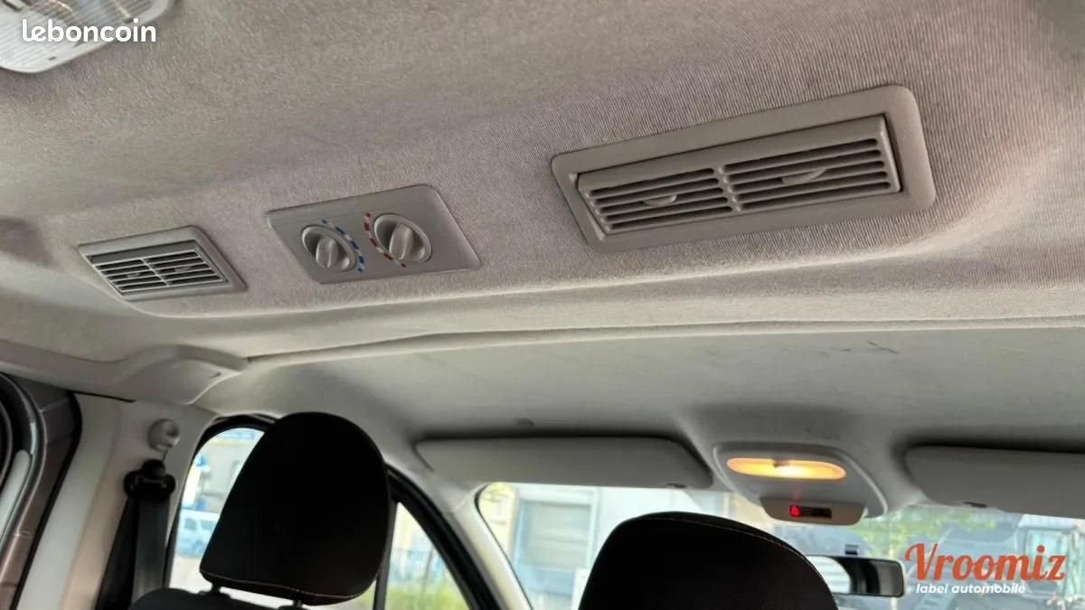 Renault Trafic COMBI 1.6 DCI 125 L1 ENERGY ZEN J (image 9)