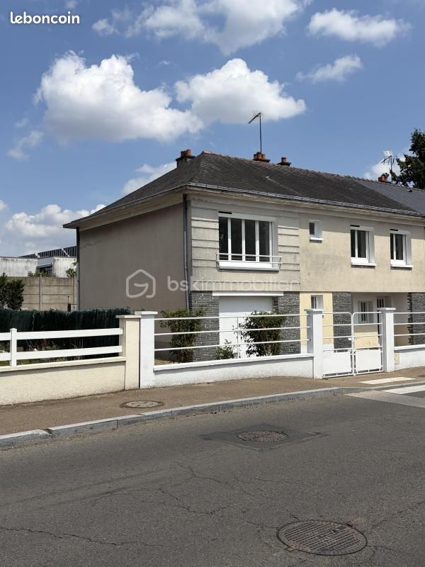 Maison 6 pièces 103 m² · à Les Hauts-d'Anjou · 103 m² · 120 000 €