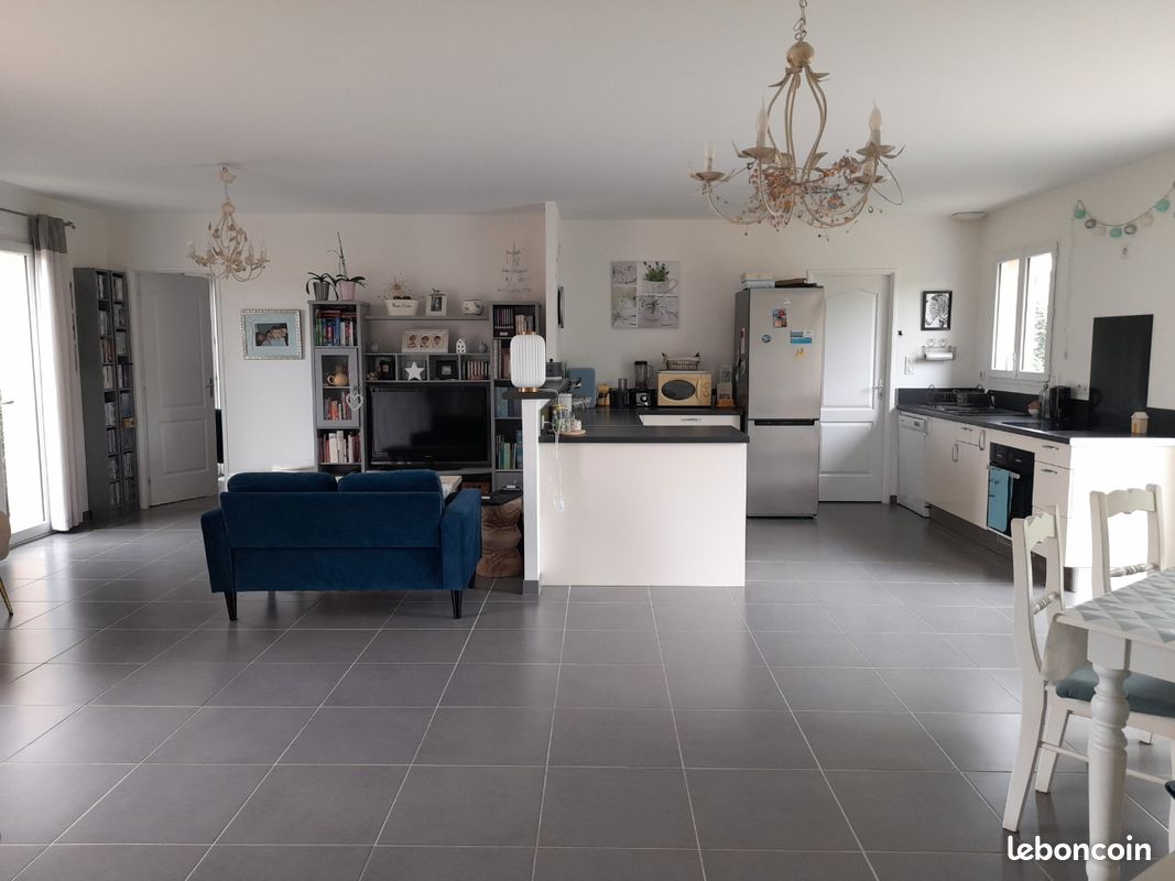 Maison 6 pièces 130 m² · à Sanilhac · 130 m² · 260 000 €
