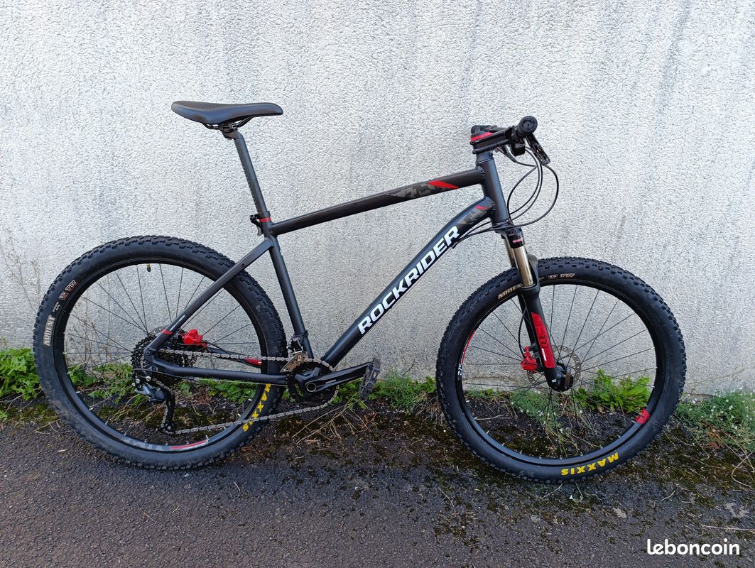 VTT ROCKRIDER ST 540 GRIS ROUGE monté TUBELESS Vélos