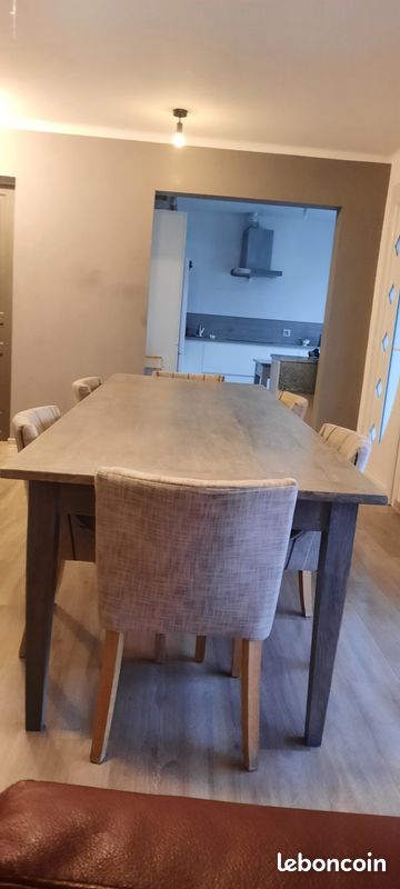 Vend table et chaises salle à manger (image 1)