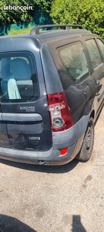 Dacia logan 7 places (image 1)