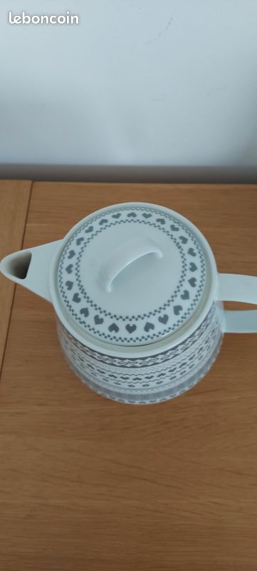 Théière en porcelaine (image 2)