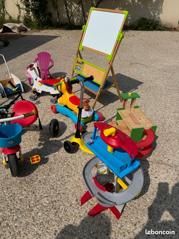 Lot jeux enfant (image 2)