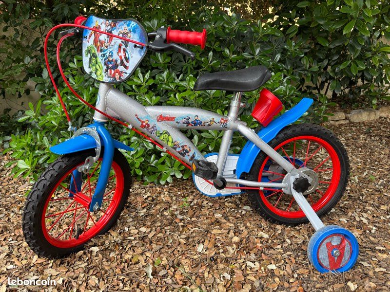 Vélo enfant Marvel Avengers 14 pouces avec roulettes Vélos