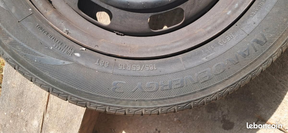 Roues Peugeot 208 dimension 185x65x15 (image 1)