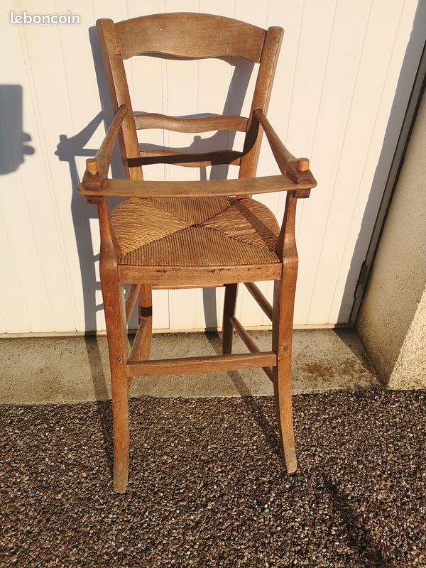 Chaise haute paillée pour enfant (image 1)