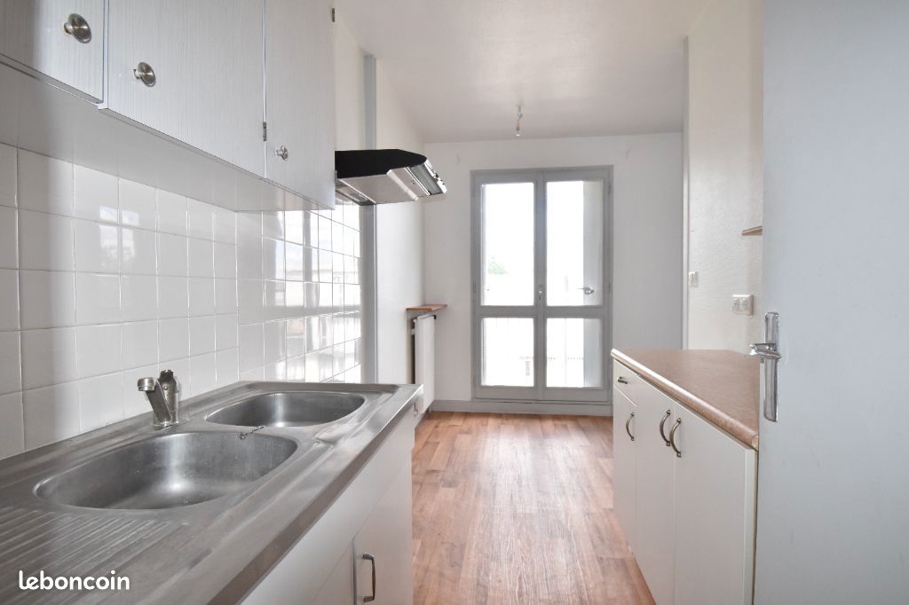 Appartement 1 pièce 42 m² · à Cosne-Cours-sur-Loire · 42 m² · 504 €