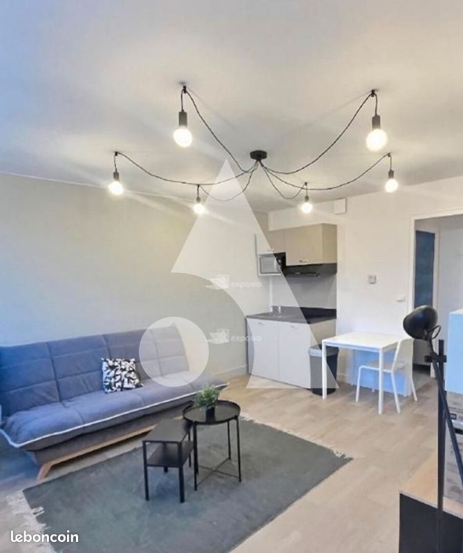 Appartement 1 pièce 24 m² · à Niort · 24 m² · 550 €