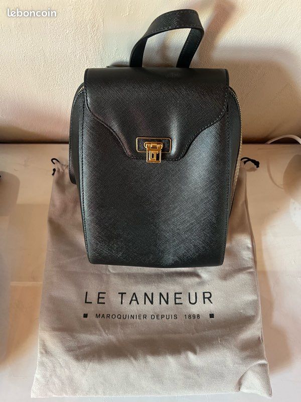Sac à dos en cuir Le Tanneur noir – doublure rouge – authentique