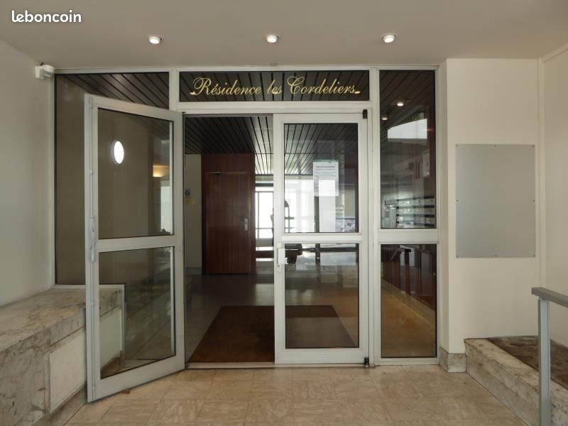 Studio 1 pièce 34 m² - Poitiers 86000 (image principale 6)