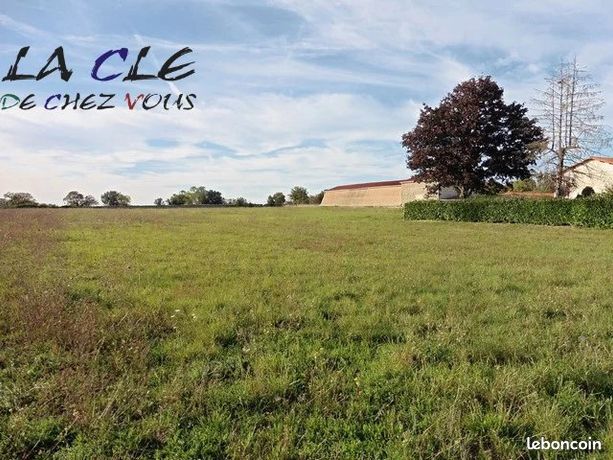 Terrain Sainte-Ouenne
