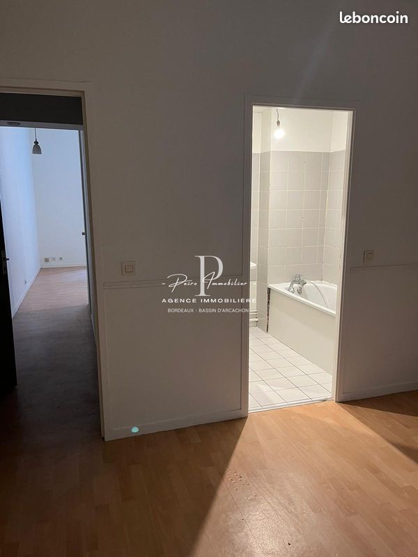 Appartement 2 pièces 32 m² - Bordeaux 33000 (image principale 6)