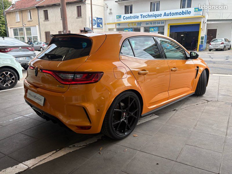 Renault megane 4 rs 1,8 tce 280 cv edc (image 2)