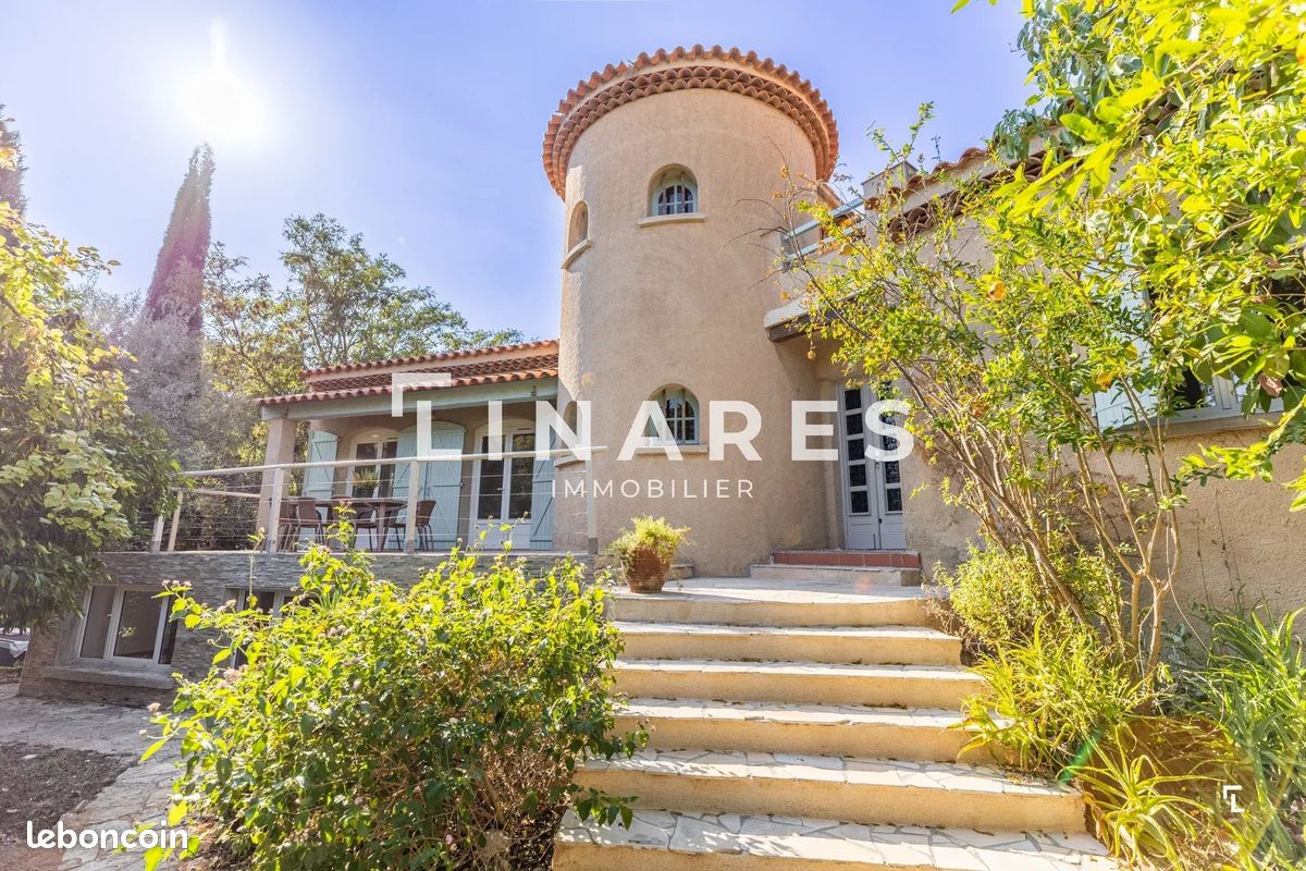 Maison 5 pièces 188 m² · à Marseille · 188 m² · 890 000 €