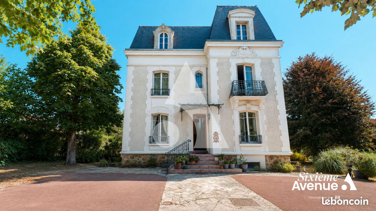 Maison 9 pièces 188 m² · à Lardy · 188 m² · 680 000 €