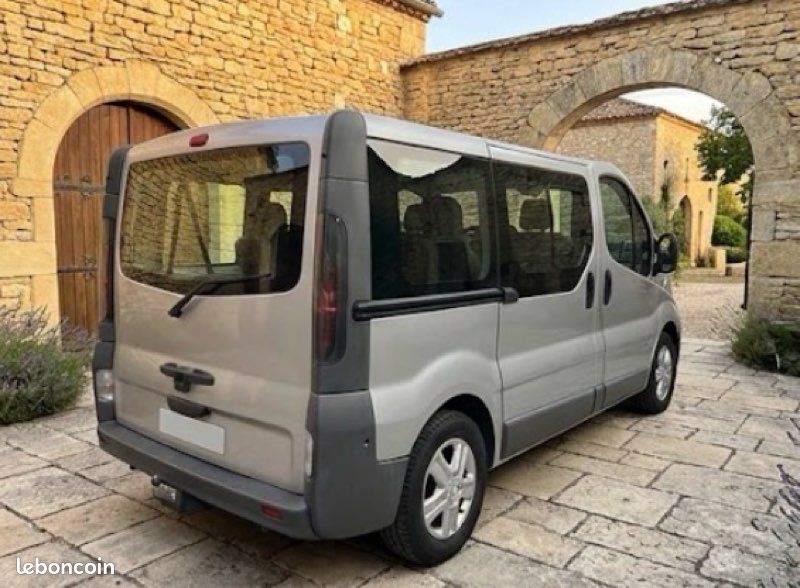 Opel Vivaro (image 2)