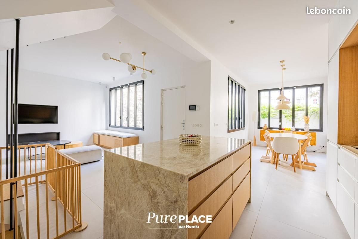 Maison 7 pièces 145 m² · à Paris · 145 m² · 1 700 000 €