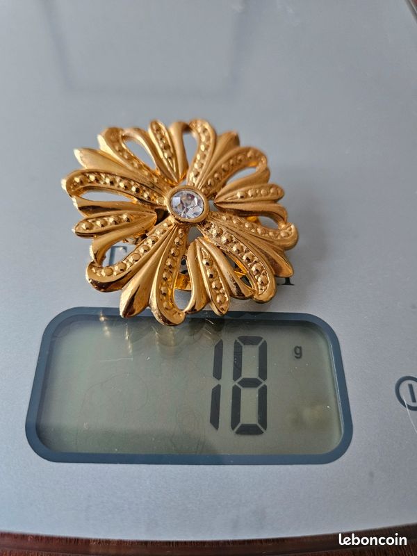 PINCE FOULARD ou BROCHE vintage Rose doré stylisé 3,3cm