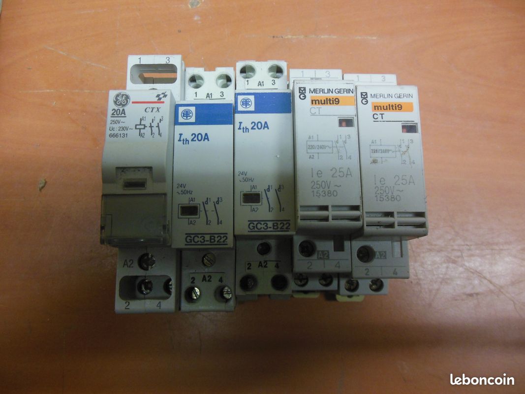 Contacteur CT 16A Merlin Gerin 250V - Référence 15382 - Occasion, Fonctionnel