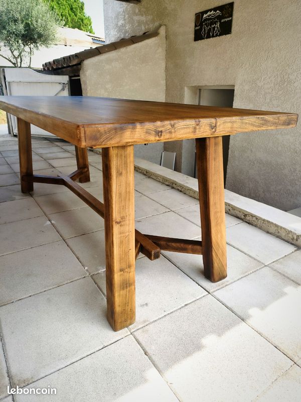 Table chêne massif (image 1)