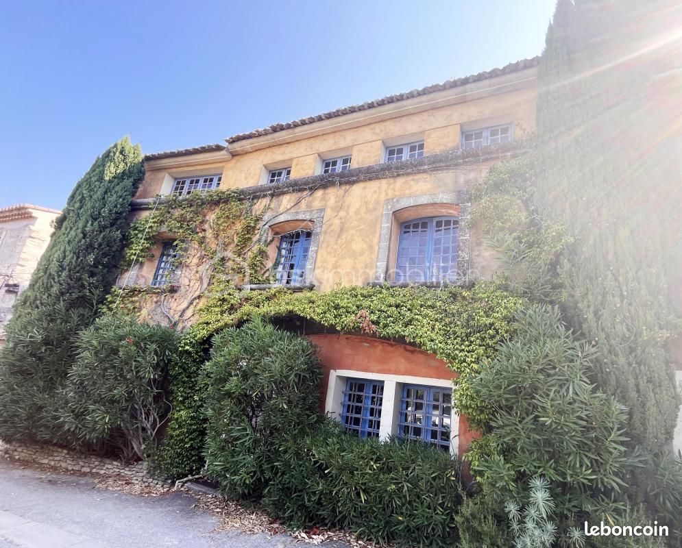Maison 6 pièces 148 m² · à Ménerbes · 148 m² · 287 000 €
