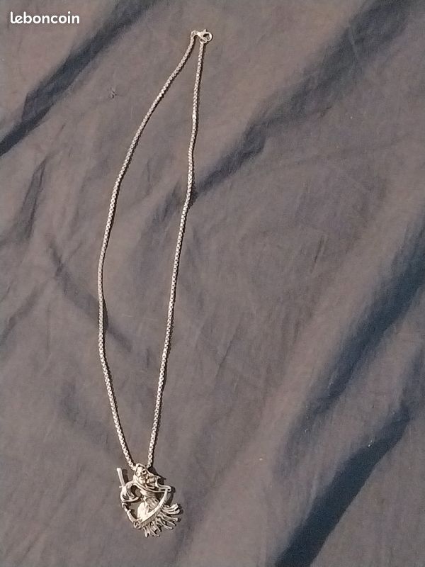 Vente collier gothique (image 3)