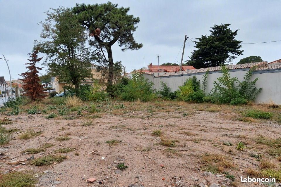 Terrain 649 m² · à Saint-Brevin-les-Pins · 525 000 €
