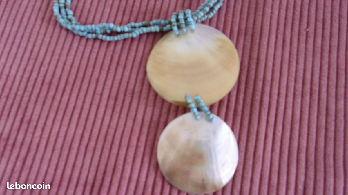 Collier (image 2)