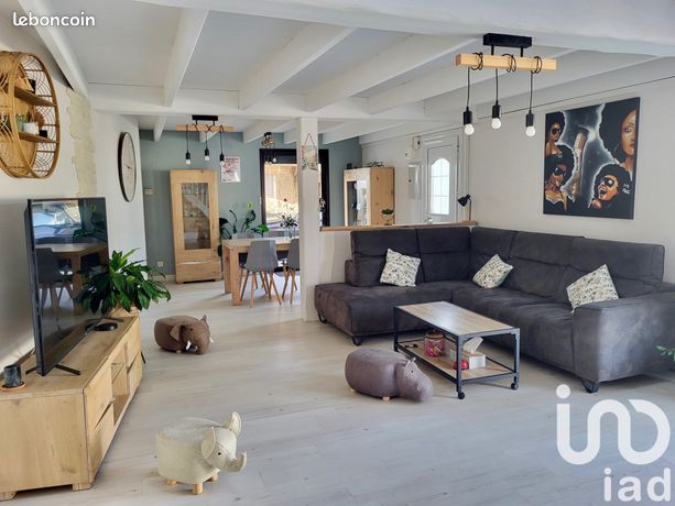 Maison 7 pièces 235 m²