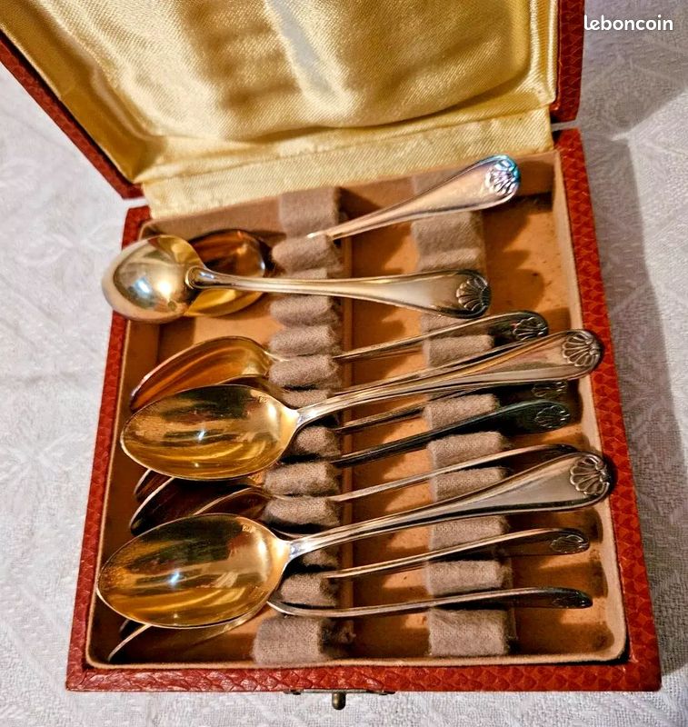 Coffret De 12 Cuillères à Moka En Métal Argenté - Deetjen 18 (occasion)
