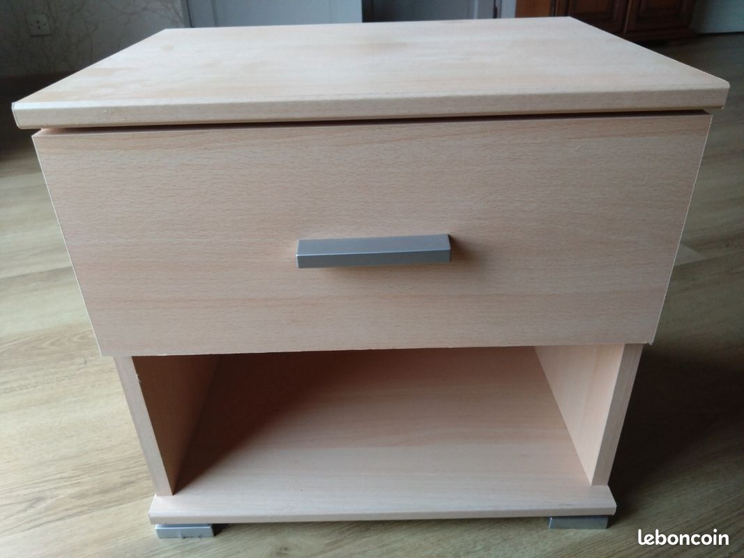 Table de chevet (image 1)